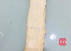 Illustration of how to make green onion rolls 4