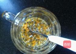 蜂蜜百香果果饮的做法图解5