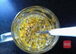 蜂蜜百香果果饮的做法图解6