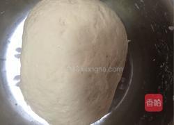 韭菜猪肉蒸包的做法图解2