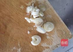 芹菜香干炒肉的做法图解14