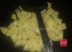 糖醋土豆 一道甜品 的做法图解1
