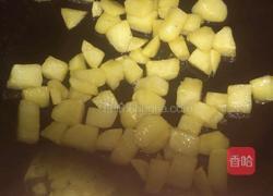 糖醋土豆 一道甜品 的做法图解2