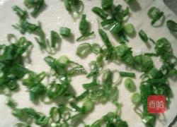 掉渣葱花手抓饼的做法图解3