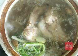 筒子骨煲娃娃菜的做法图解3