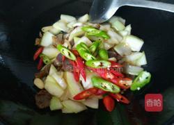 香肠炒瓠瓜的做法图解4