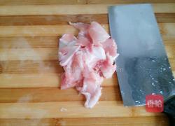 木耳胡萝卜炒肉的做法图解2