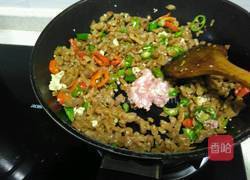 辣炒萝卜干的做法图解3