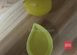 蜂蜜柠檬茶的做法图解1