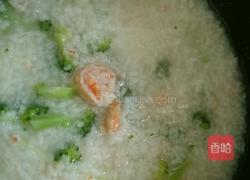 西兰花虾仁粥的做法图解8