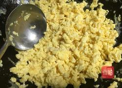 韭菜鸡蛋饺的做法图解3