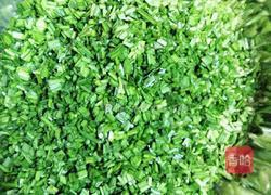 虾仁韭菜肉三鲜饺子的做法图解3