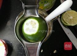 蜂蜜青柠百香果茶的做法图解5