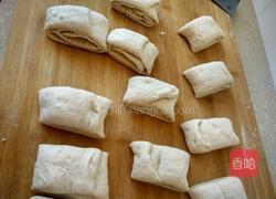 麻油花卷的做法图解3