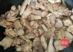 老母鸡香菇砂锅煲的做法图解1