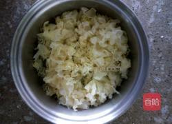 木耳红枣养生汤的做法图解4