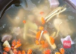 枸杞猪心汤的做法图解4