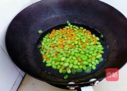 肉炒毛豆粒的做法图解1