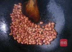 炒花生的做法图解5