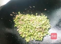 肉末毛豆的做法图解2