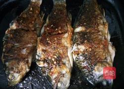 双味煎鱼的做法图解4