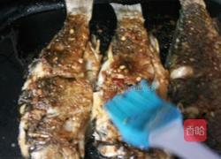 双味煎鱼的做法图解5