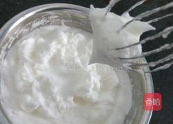 第一次做的戚风蛋糕的做法图解8