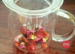 红枣枸杞玫瑰花茶的做法图解3