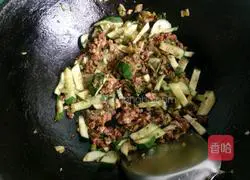 Illustration of how to make fried noodles 3