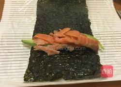 鳄梨烟熏鲑鱼卷的做法图解4