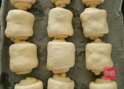 葡萄干小面包的做法图解12