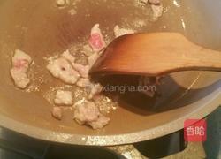 木耳炒白菜的做法图解3