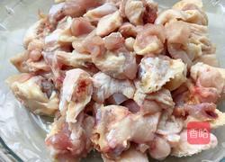 木耳炒鸡丁的做法图解2