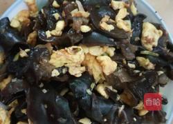 木耳炒鸡蛋的做法图解3