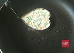 胡萝卜韭菜虾仁饼的做法图解6