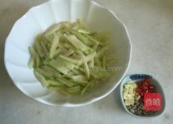 酱爆西瓜皮的做法图解2