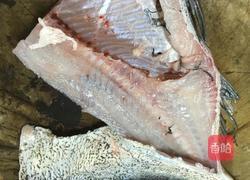 家常酸菜鱼的做法图解2