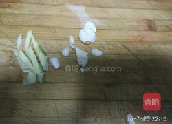 洗头鱼煮饺子鲜汤的做法图解1