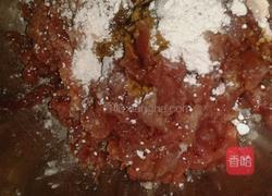 青椒炒肉丝的做法图解3