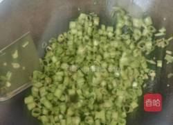 爆炒空心菜梗的做法图解4
