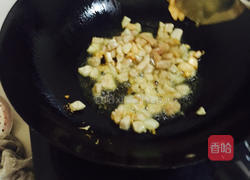 毛豆炒肉的做法图解4