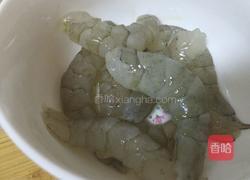 丝瓜炒虾仁的做法图解2