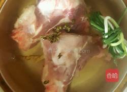 大骨煲丝瓜的做法图解1