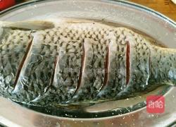 糖醋鲤鱼的做法图解3