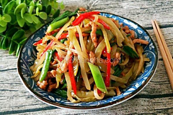 榨菜炒肉丝