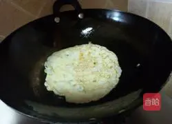Illustration of how to make green onion and egg pancakes 11