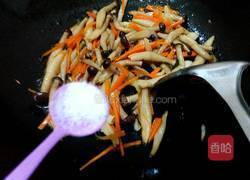 素炒蟹味菇的做法图解7