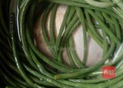 豇豆肉包的做法图解1