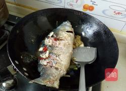家常红烧鱼的做法图解4