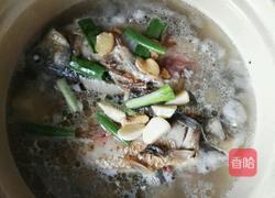 砂锅鲫鱼豆腐的做法图解6